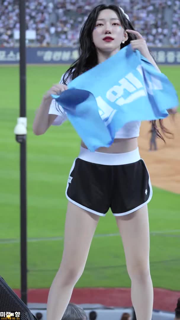 韓國 李智元 啦啦隊長  助威恩西迪諾斯