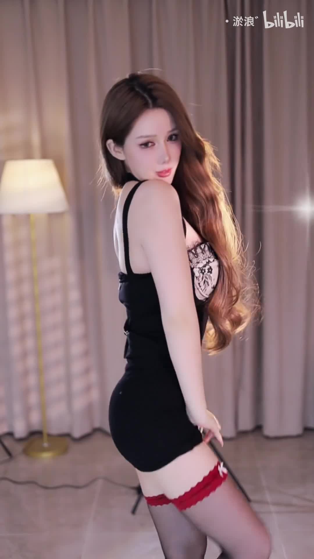 抖音 理理 2024-011 熱舞剪輯