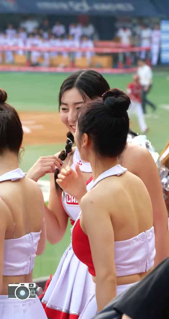 韓國 愛教王 木那慶 啦啦隊