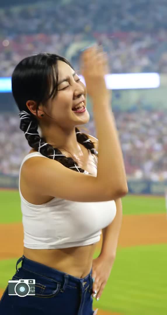 韓國 時時真心為妳加油 木娜慶 拉拉隊長