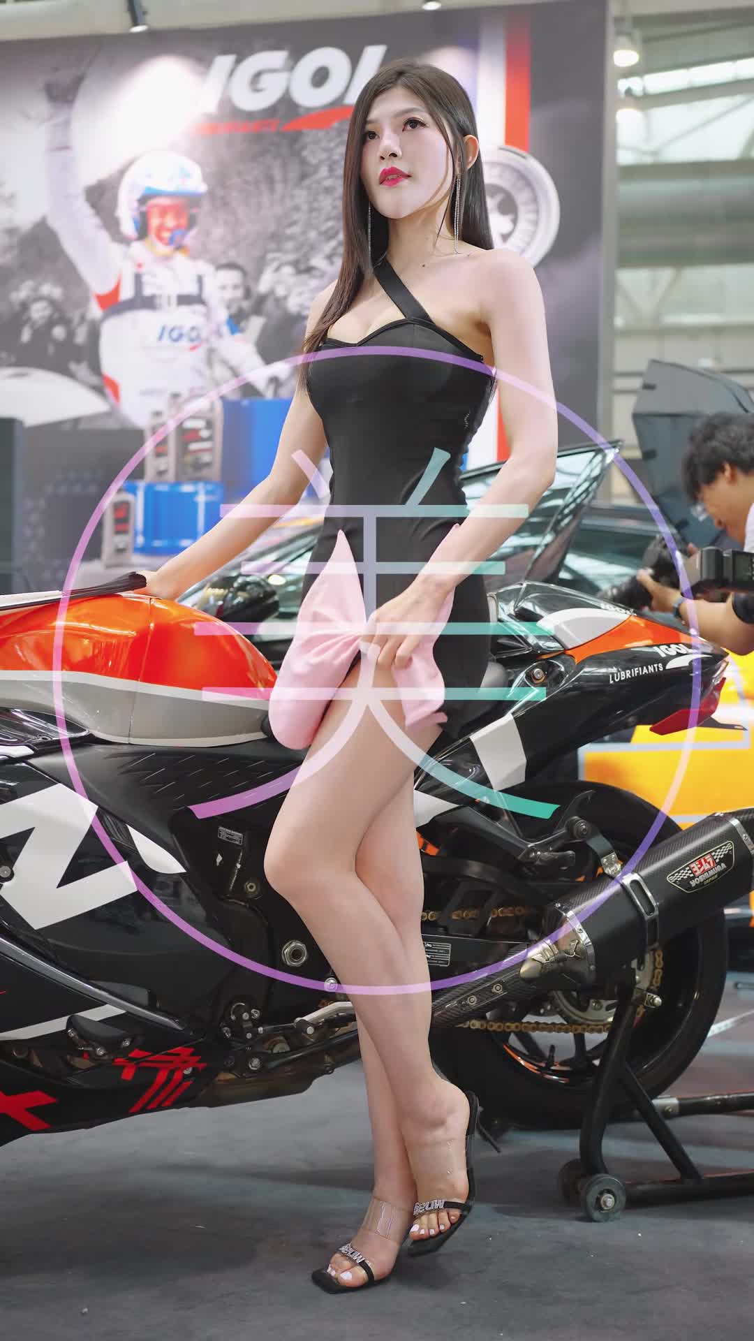 中國 蘇州 GTSHOW改裝車展【 汽車沙龍 】賽車模特兒20