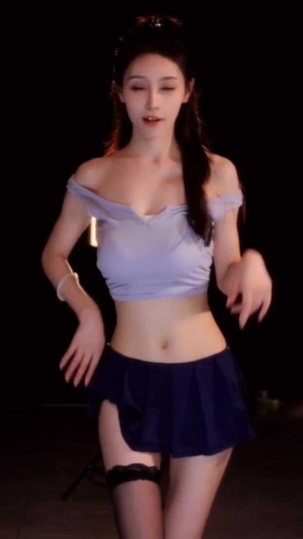 陳莫沫 哈嘍摩托