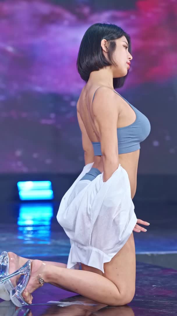 韓國 ROBIN 羅賓 熱辣模特