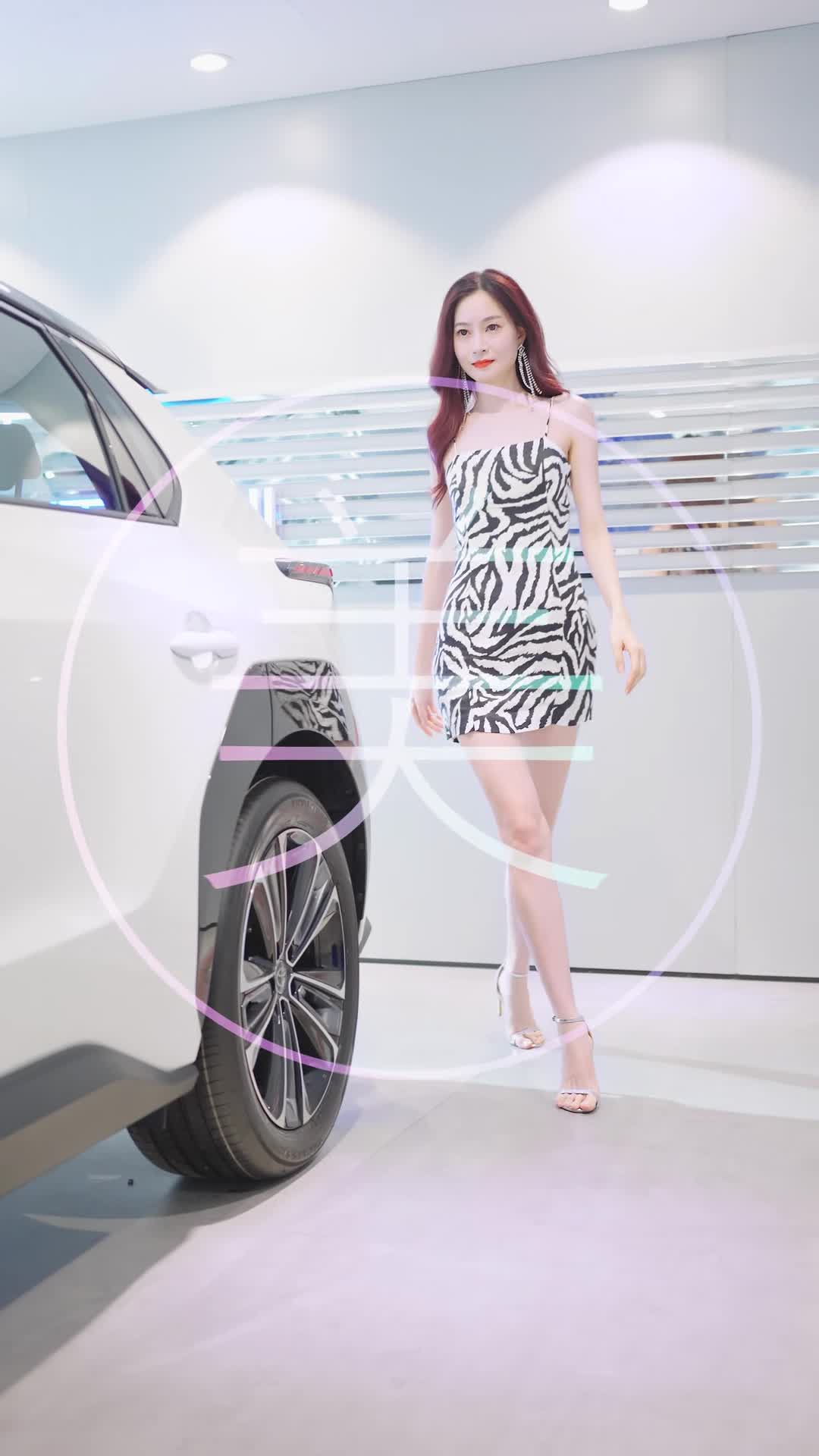 中國  深圳 大灣區 車展 賽車模特 豐田 車模