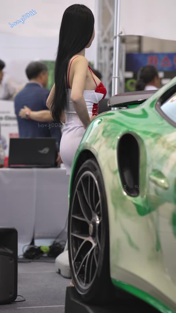 韓國【 汽車沙龍 】賽車模特兒 Son Biroha